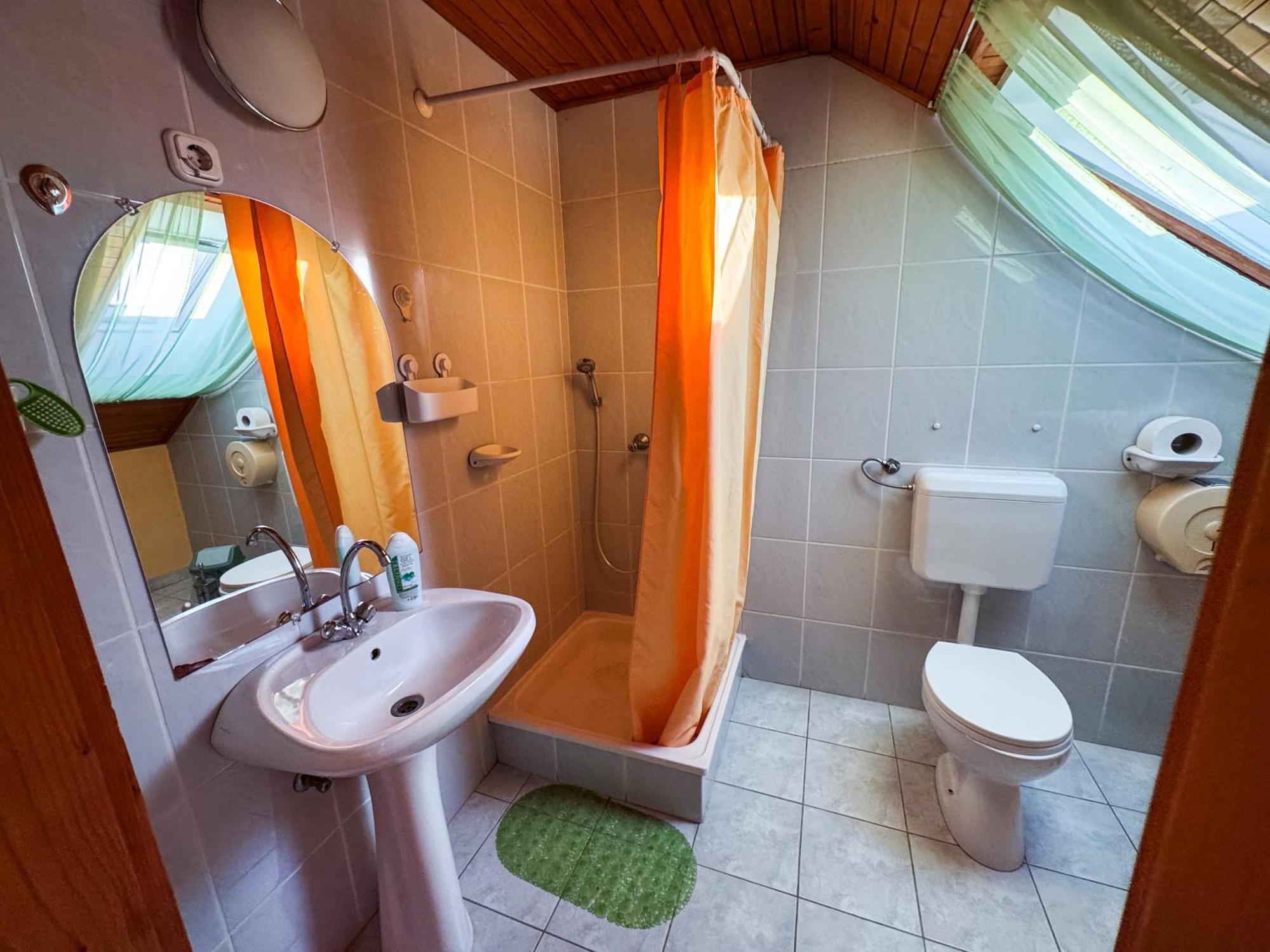 Ejjelibagoly Vendeghaz Hotel Szentes Bilik gambar