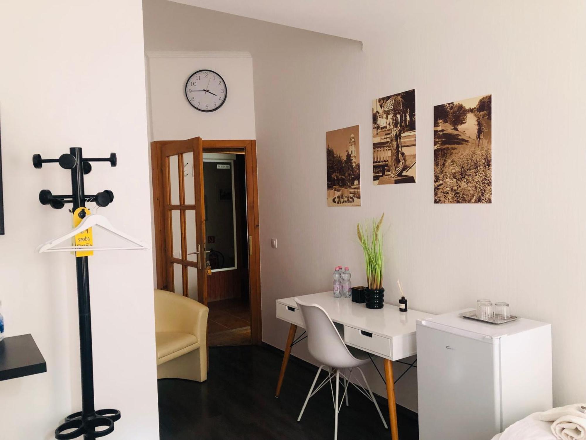 Ejjelibagoly Vendeghaz Hotel Szentes Luaran gambar